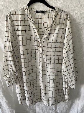 Cure White Grid-Print V-Neck Blouse